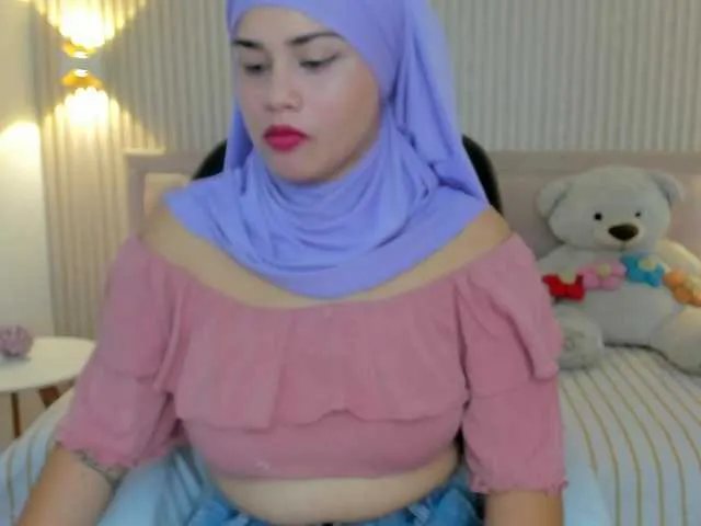 Live sex webcam photo for rousee #291035783