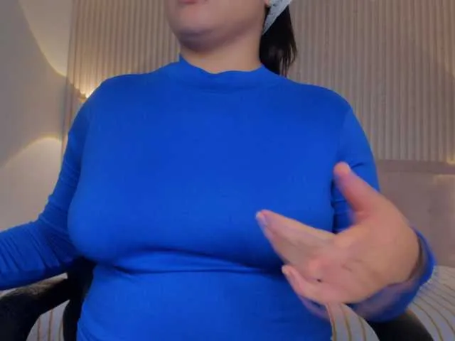 Live sex webcam photo for rousee #291261679