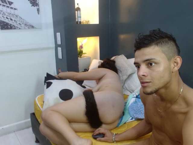 Live sex webcam photo for rouss-tayron #277782624