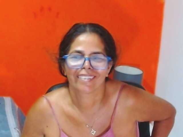 Live sex webcam photo for rousse-sexyandhot #276967031