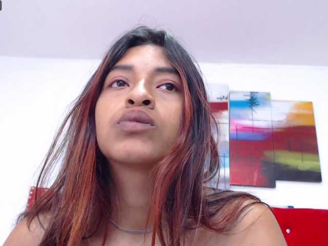 Live sex webcam photo for roussyx #276565583