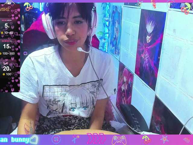 Live sex webcam photo for roxanbunny #277357430