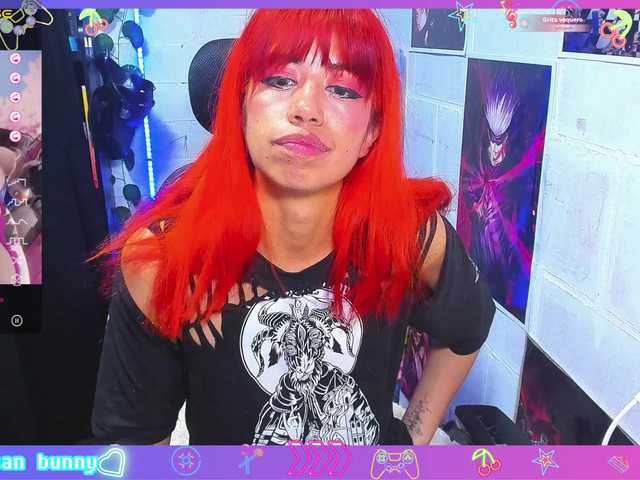 Live sex webcam photo for roxanbunny #277535822