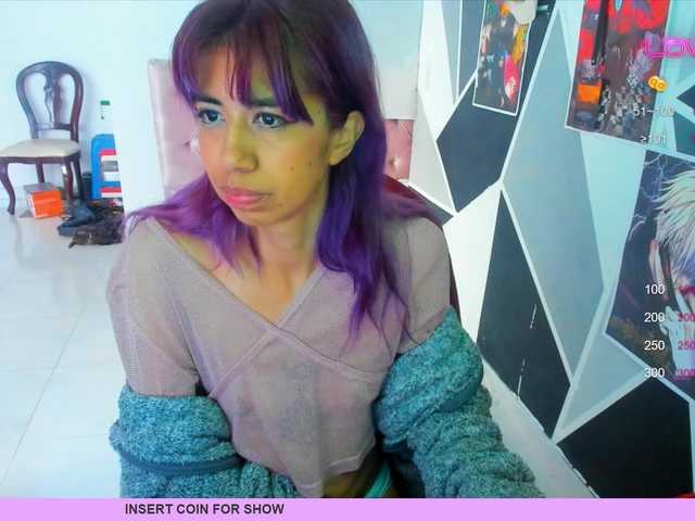 Live sex webcam photo for roxanbunny #289545947