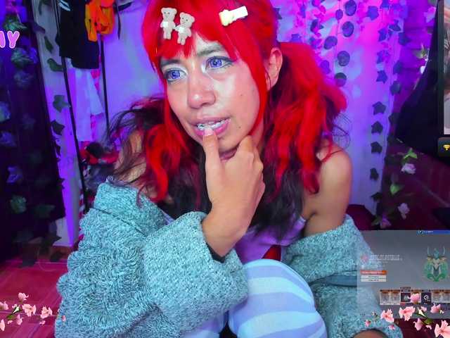 Live sex webcam photo for roxanbunny #290737921