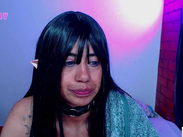 Live sex webcam photo for roxanbunny #291898215