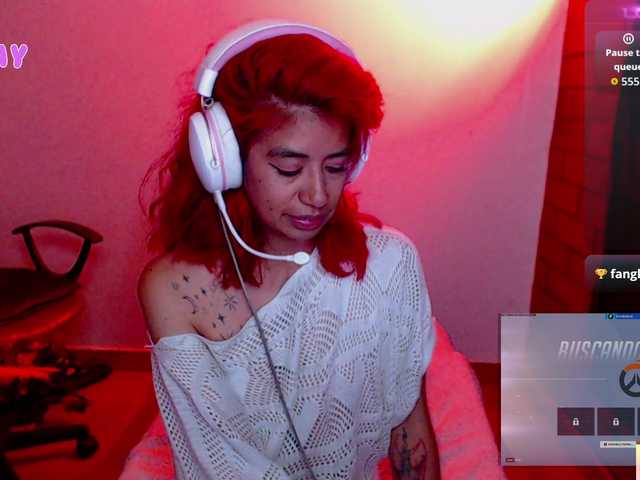 Live sex webcam photo for roxanbunny #291905644