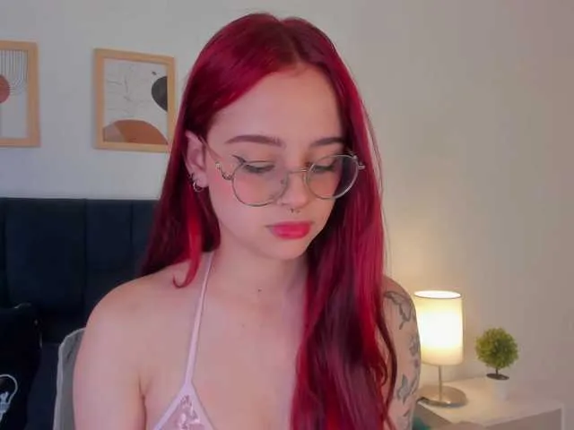 Live sex webcam photo for roxxy-mora #276223249