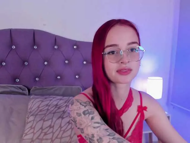 Live sex webcam photo for roxxy-mora #277464045