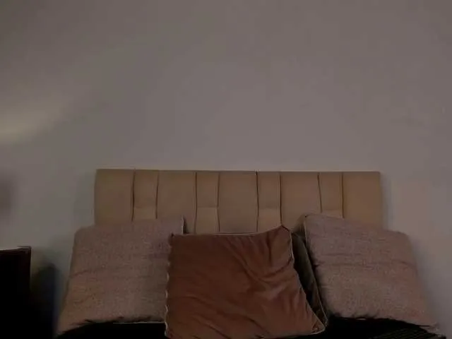 Live sex webcam photo for roxxy-mora #290517101