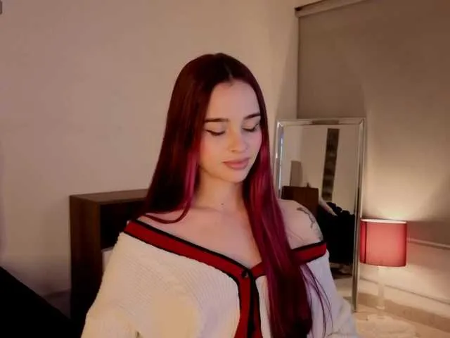 Live sex webcam photo for roxxy-mora #290906338