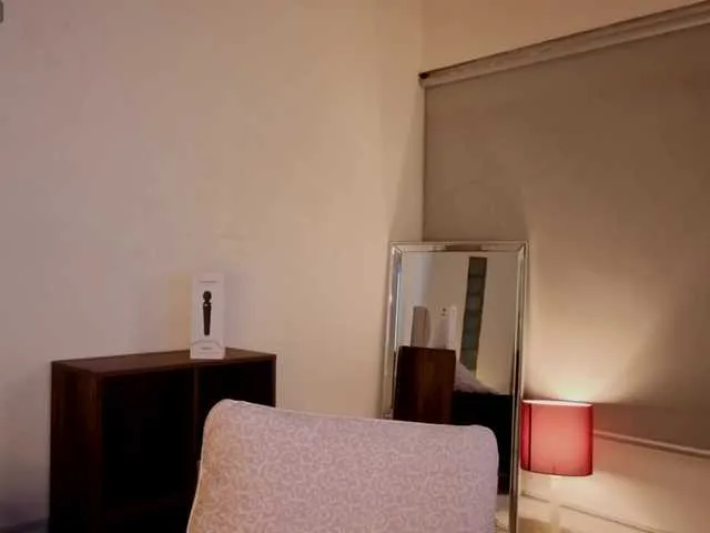 Live sex webcam photo for roxxy-mora #290912357