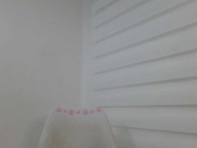 Live sex webcam photo for roxy-cooper #273244235