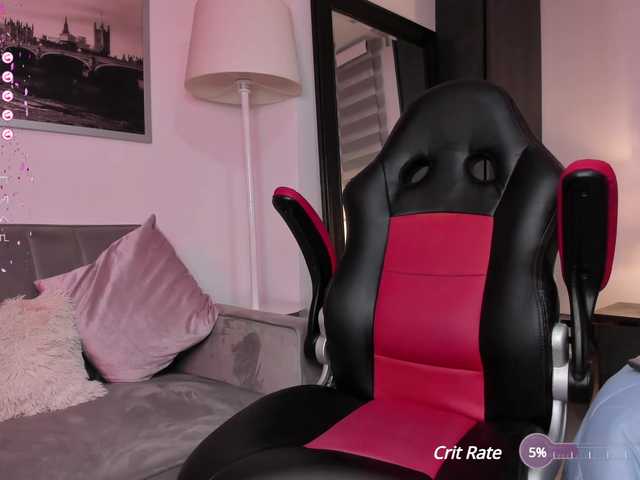 Live sex webcam photo for roxy-deville #278028846