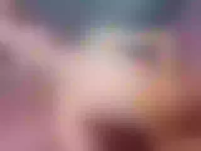 Live sex webcam photo for roxy-sexy21 #277985328