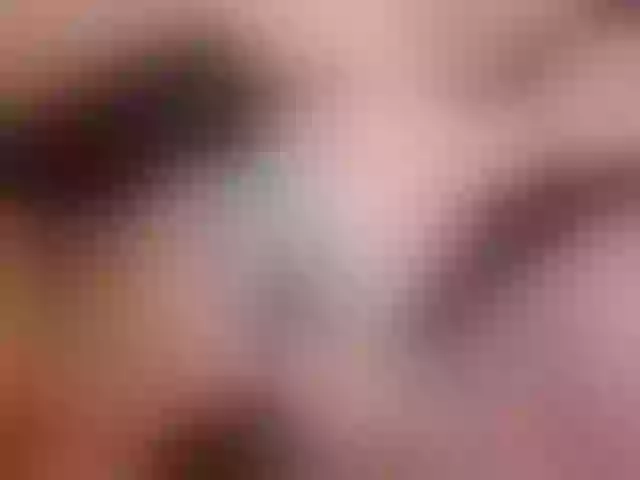 Live sex webcam photo for roxy-sexy21 #278126843