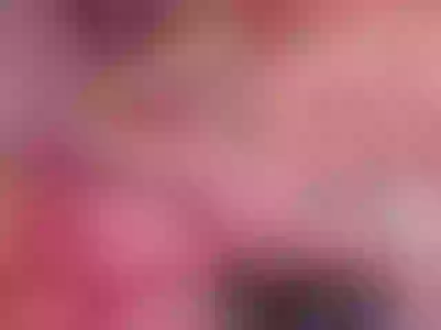 Live sex webcam photo for roxy-sexy21 #291028034