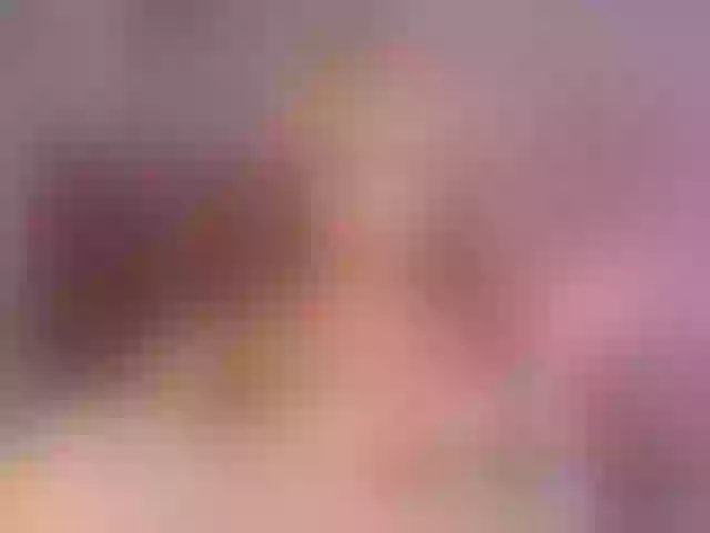Live sex webcam photo for roxy-sexy21 #291178451