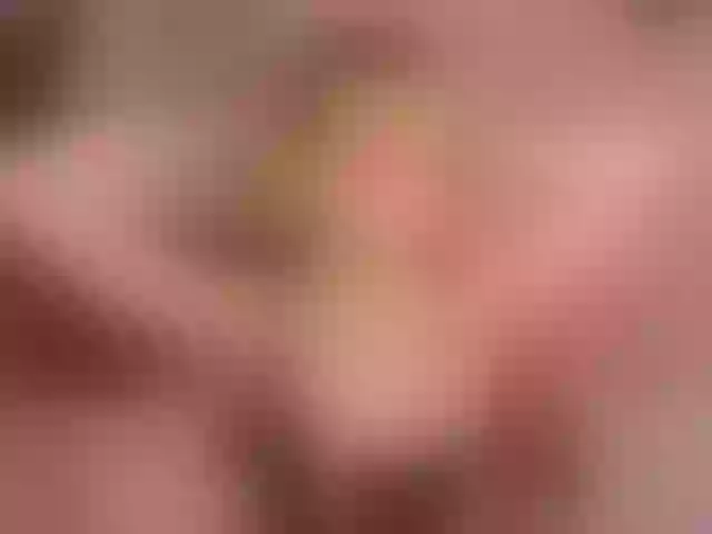 Live sex webcam photo for roxy-sexy21 #291594839