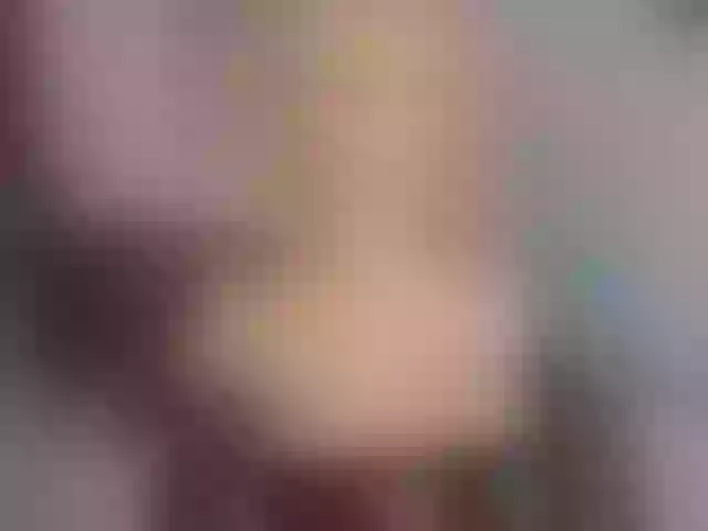 Live sex webcam photo for roxy-sexy21 #291648022