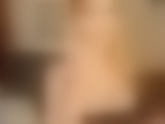 Live sex webcam photo for roxy-sexy21 #294293889