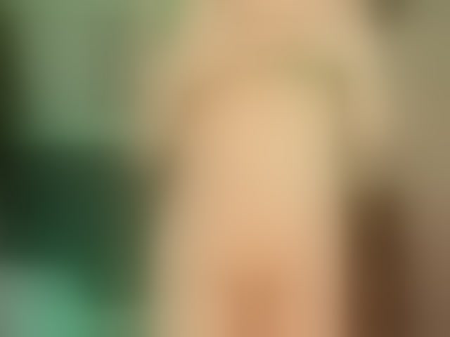 Live sex webcam photo for roxy-sexy21 #294308839