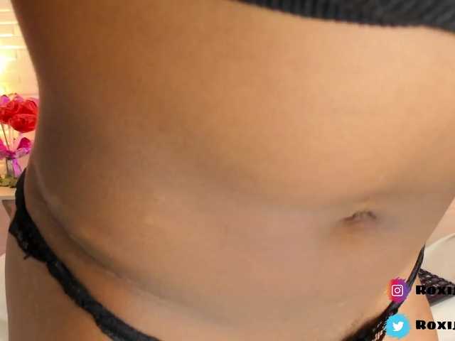 Live sex webcam photo for roxyjordan #272726096