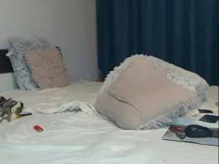 Live sex webcam photo for roxyy69 #152299985