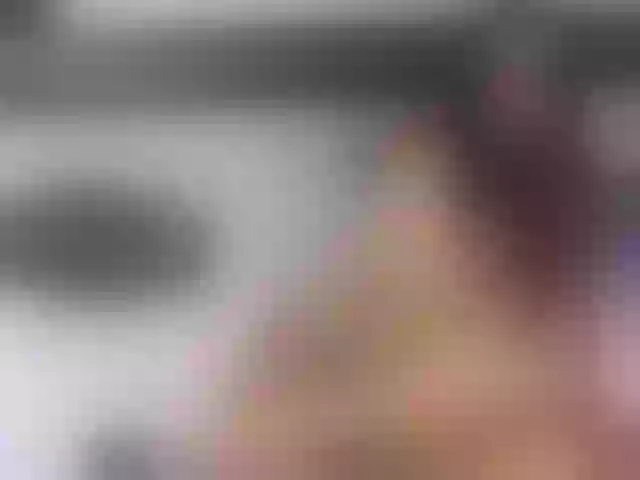Live sex webcam photo for roxyy69 #277937975