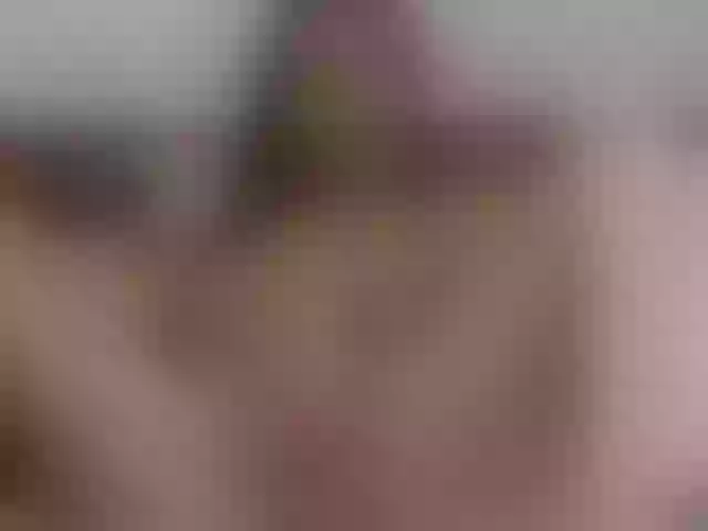 Live sex webcam photo for roxyy69 #290645012
