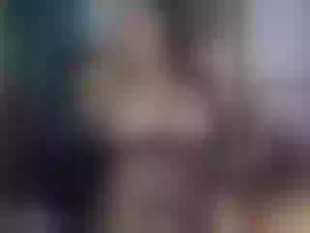 Live sex webcam photo for roxyy69 #291769426