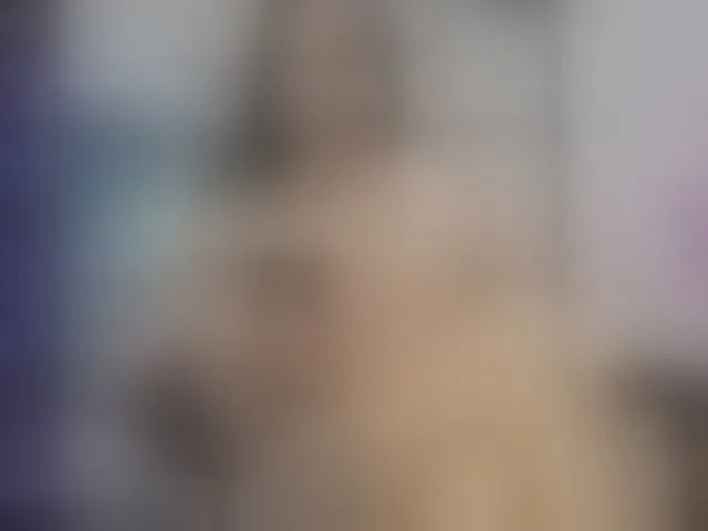 Live sex webcam photo for roxyy69 #293823696