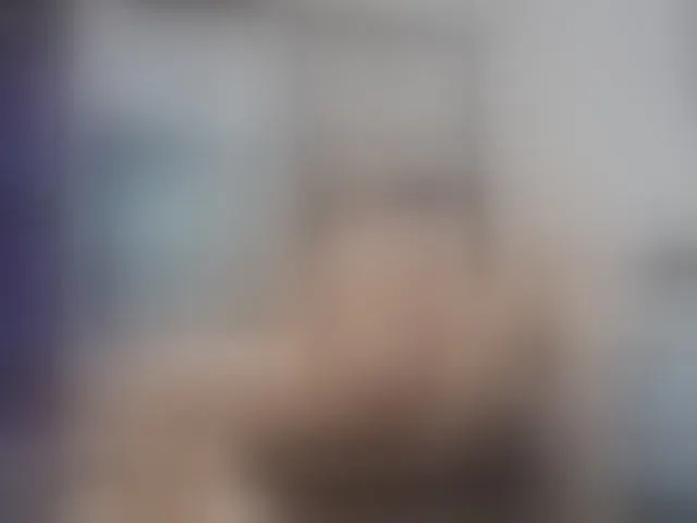 Live sex webcam photo for roxyy69 #294043884