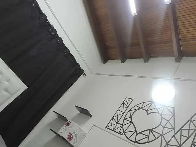 Live sex webcam photo for royter-smith #273394210