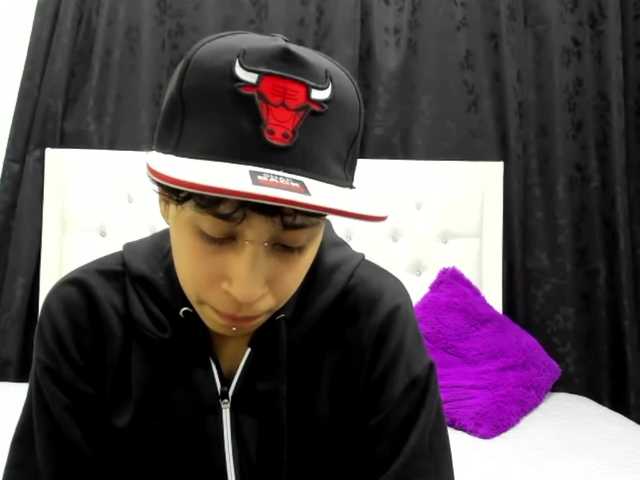 Live sex webcam photo for royter-smith #273454504