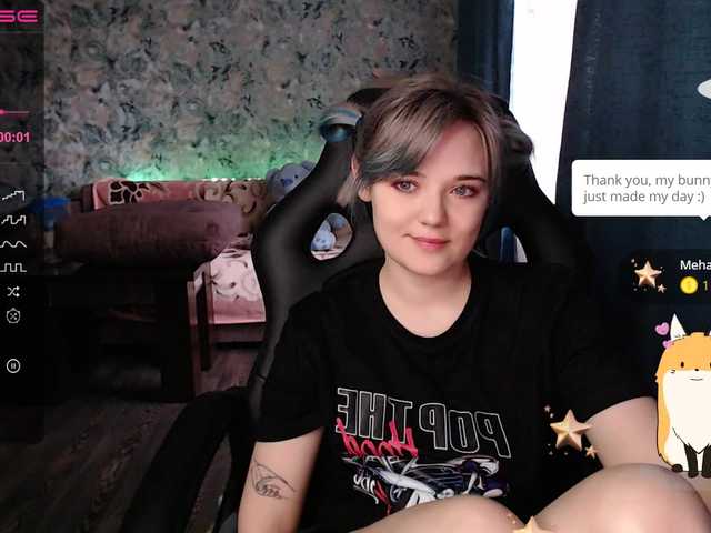 Live sex webcam photo for rozzalinaevan #275668280