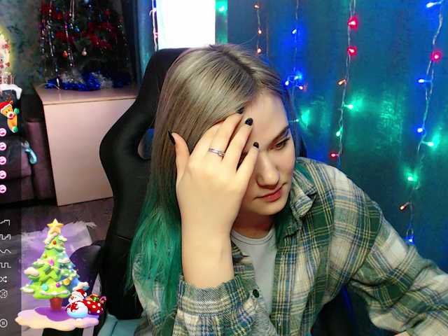 Live sex webcam photo for rozzalinaevan #276960121