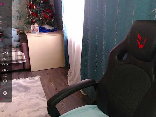 Live sex webcam photo for rozzalinaevan #277068977