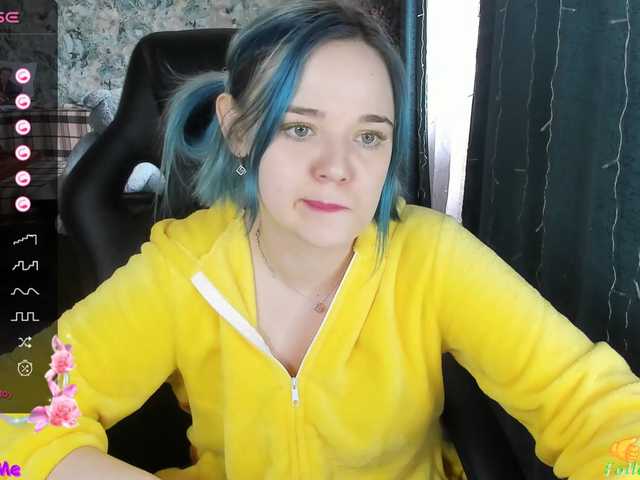 Live sex webcam photo for rozzalinaevan #278054844