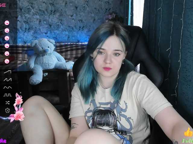 Live sex webcam photo for rozzalinaevan #278081884