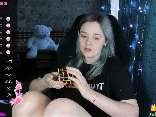 Live sex webcam photo for rozzalinaevan #278218318