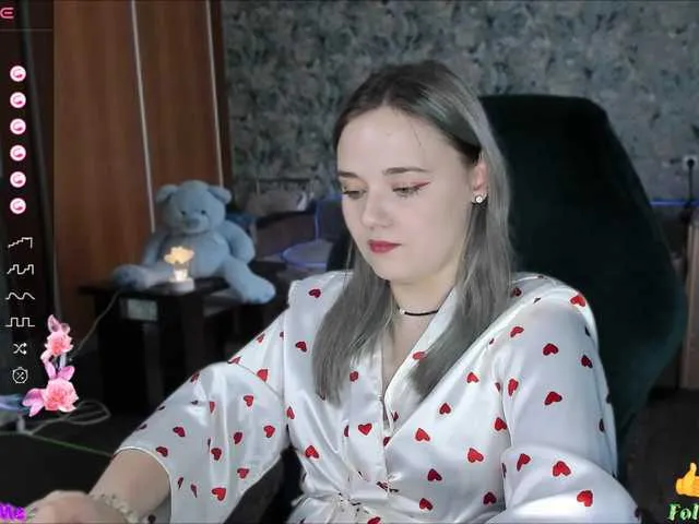 Live sex webcam photo for rozzalinaevan #280304262