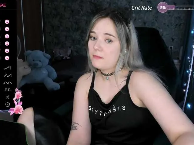 Live sex webcam photo for rozzalinaevan #289656269