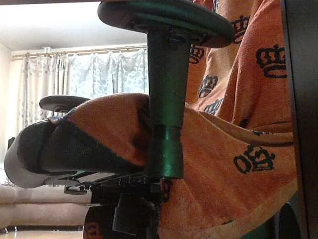 Live sex webcam photo for rrrxxx40 #273163760