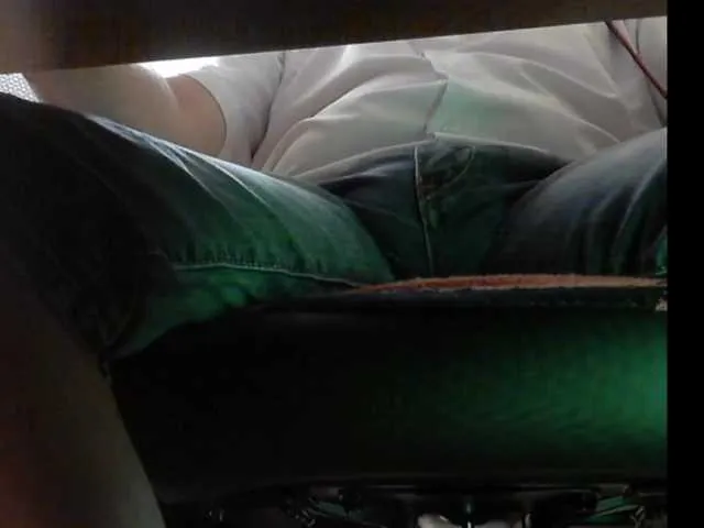 Live sex webcam photo for rrrxxx40 #274069449