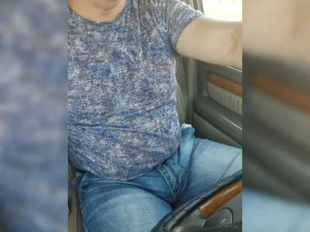 Live sex webcam photo for rrrxxx40 #276026615