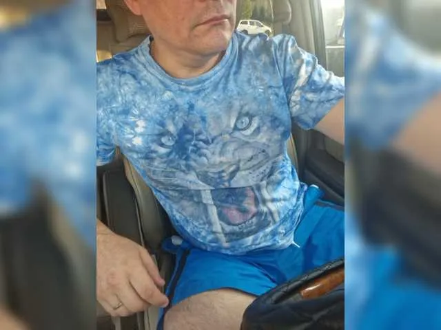 Live sex webcam photo for rrrxxx40 #276201669