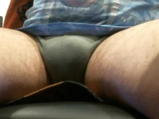 Live sex webcam photo for rrrxxx40 #276468961