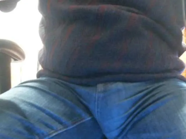 Live sex webcam photo for rrrxxx40 #276640179