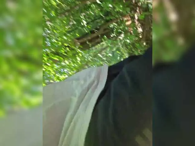 Live sex webcam photo for rrrxxx40 #288387253